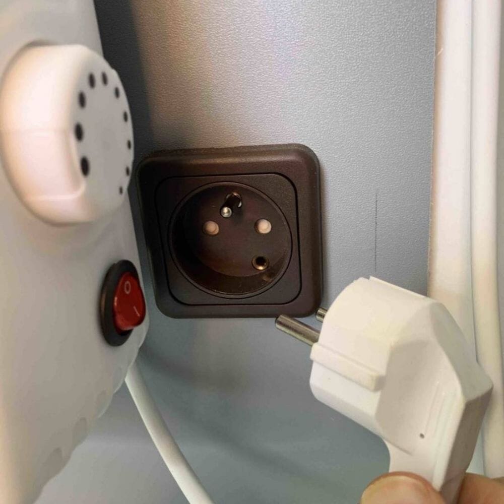 Prise extérieure 230V aménagement électrique REIMO 