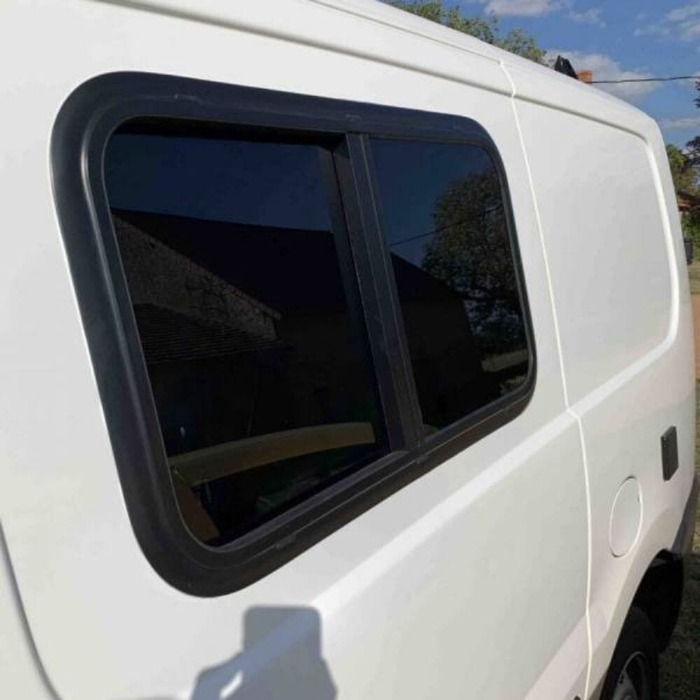 Baie coulissante verre teinté Carbest (pose comprise) Fenêtre et lanterneau CAMPINAMBULLE 