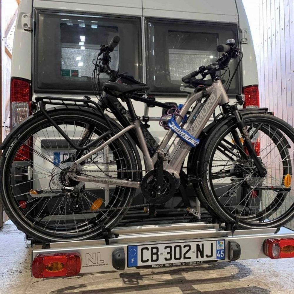 Van-star swivel bike rack