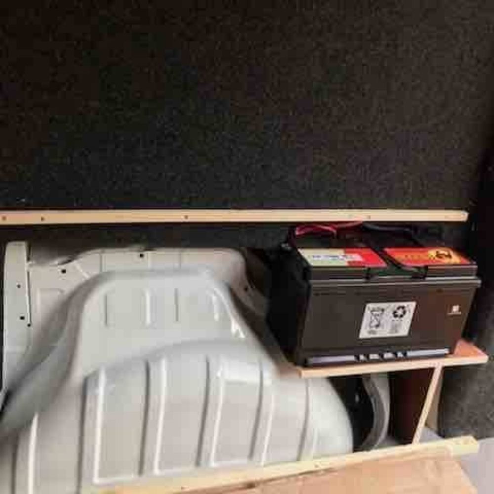 Banner AGM 95Ah battery (complete installation)