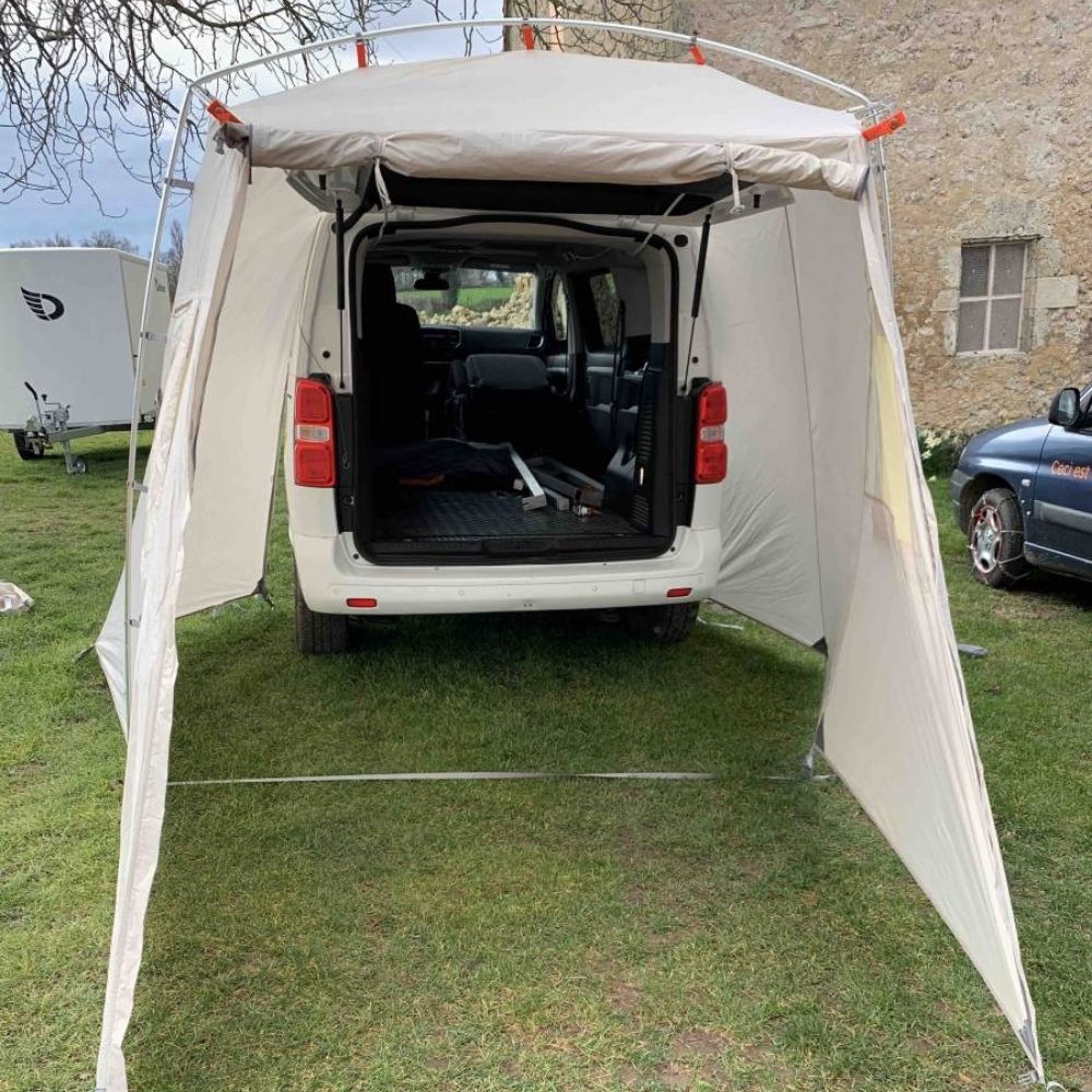 Freestanding Drive-Wing Awning